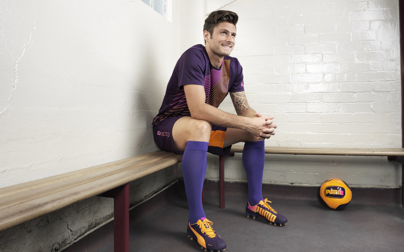 青少年足球培训实现线上线下融合，学习方式更灵活多样，足球特色学校教师线上培训